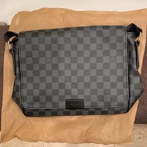 Unisex messenger bag